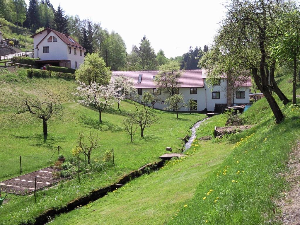 Quaint Farmhouse in Langenbach near the Lake Exterior foto